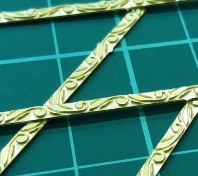 Moldura de latón 25 cm x 2.5 mm