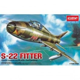 Avión S-22 Fitter, escala 1/144