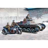 TANQUE Y MOTO GERMAN PANZER I AUSF.B & MOTO1/35