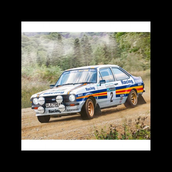 COCHE CARRERAS FORD ESCORT RS1800 MK. II RALLY 1:24
