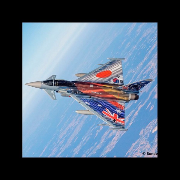 AVIÓN CON ACC. GESCHENKSET EUROFIGHTER-PACIFIC PLAT 1:72