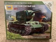 SOVIET TANK KV-2 1/100