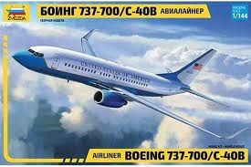 BOEING 737-700 1/144