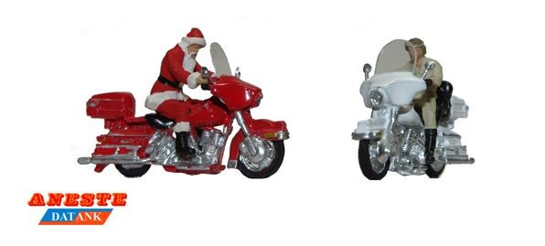 Moto Harley Papá Noel y rocker 1/87