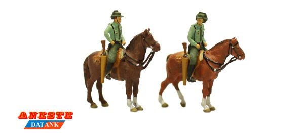 Guardia civil a caballo 1/87