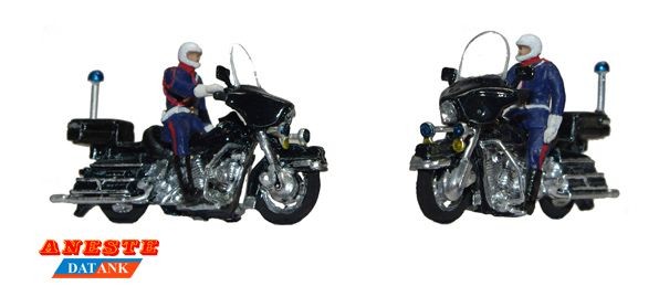 Moto Harley escolta en espera 1/87