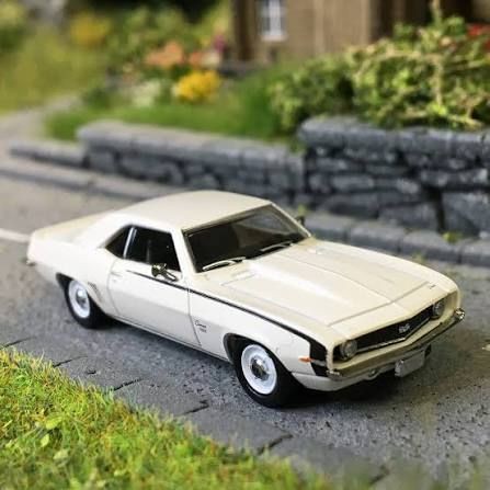 Chevroet Camaro Blanco 1/87