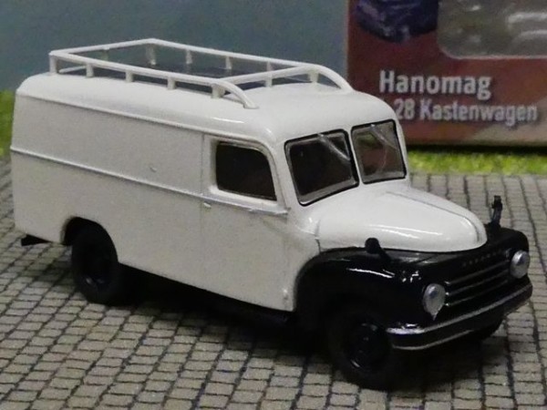 Hanomag L28