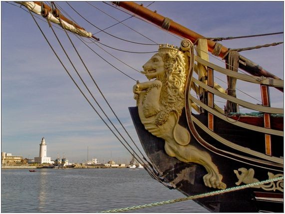 Mascarón León rampante