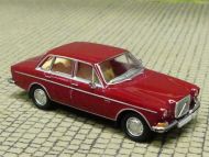 Volvo 164 rojo oscuro